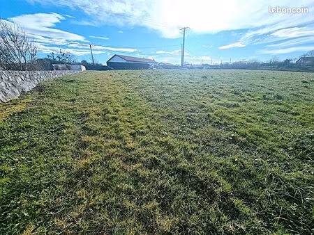 terrain 1000 m² orègue