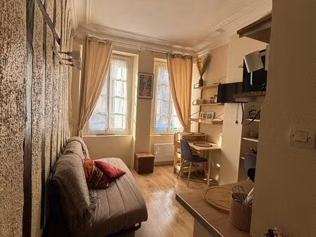 location studio centre ville fontainebleau