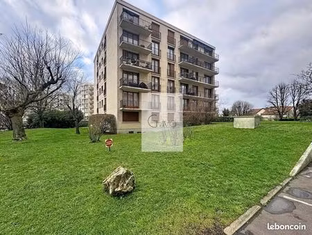 appartement 3 pièces 67 m²