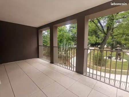 appartement 3 pièces 65 m²