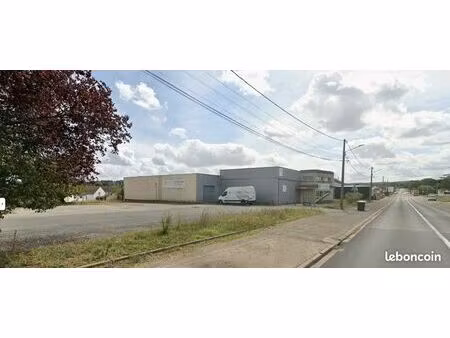 opportunité rare – local 1 000 m² idéal salle de mariage / événementiel