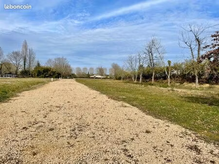 terrain 868 m² mont-de-marsan