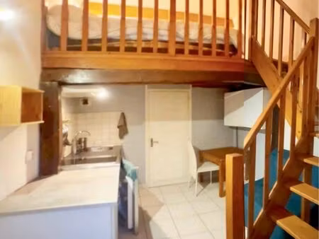 studio mezzanine 21m2 tout équipé avec terrasse partagée