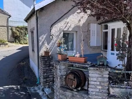 location  appartement environ 100 m² avec garage