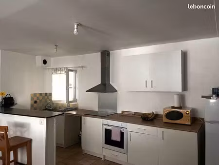 à louer grd f2  rdc   chauffage compris