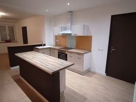 grand appartement situé centre ville