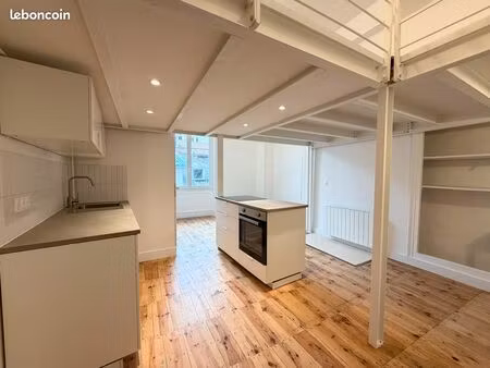 t1 bis rénové - hyper-centre - calme - mezzanine