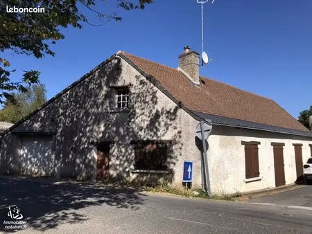 immeuble 254 m² nouzilly