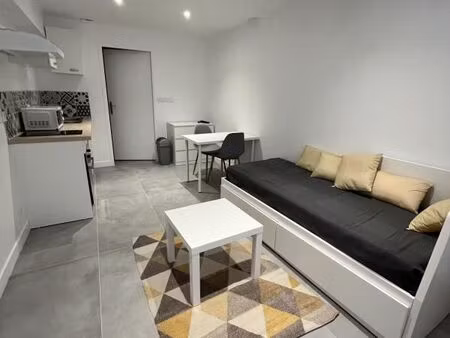 appartement 1 pièce 18 m²