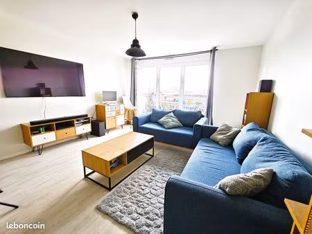 appartement 4 pièces 77 m²