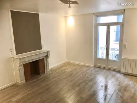 studio refait à neuf