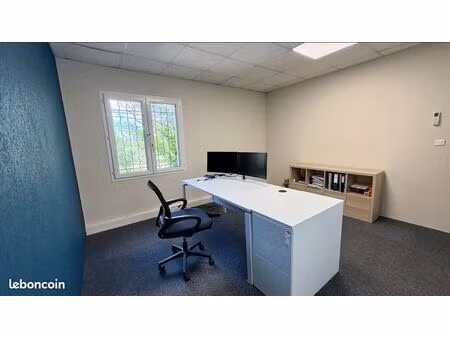 location bureau individuel 16 m² proche luberon et centre cavaillon