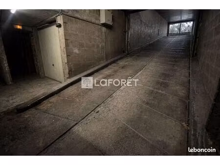 parking/box 20 m² paris