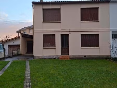 maison de ville a fort potentiel