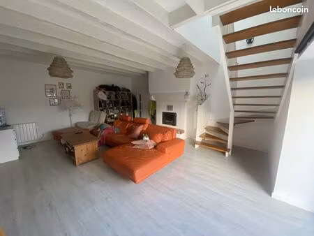 longère 6 pièces 150 m²