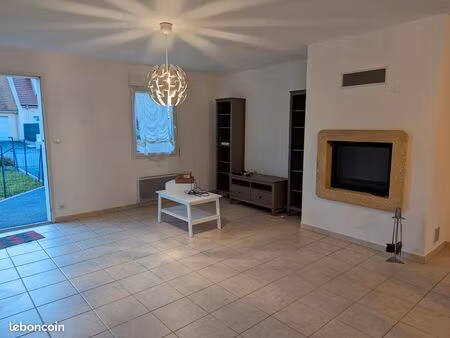 maison 4 chambres garage et jardin - saint germain du corbéis