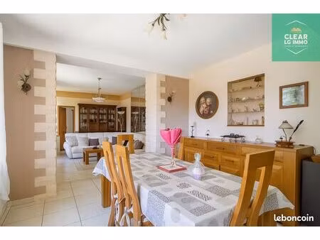 propriété 6 pièces 170 m²