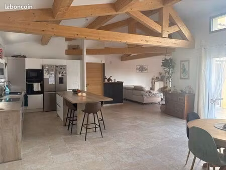 villa contemporaine t4 de 150m2 sur 900m2 de terrain