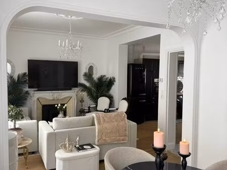 apparemment 98m2 en duplex