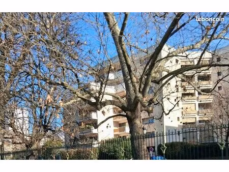 appart. t3 de 71.94 m2 + pl. de parking - av. jean perrot - 38100 grenoble - limite ville 