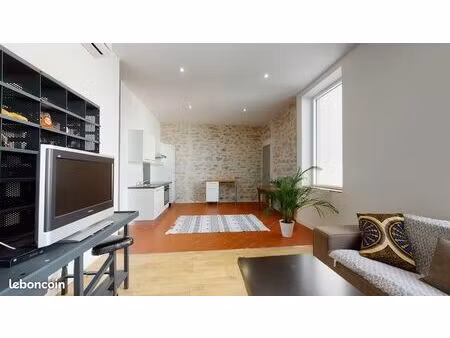 quartier préfecture arènes - p3 terrasse (courte durée)