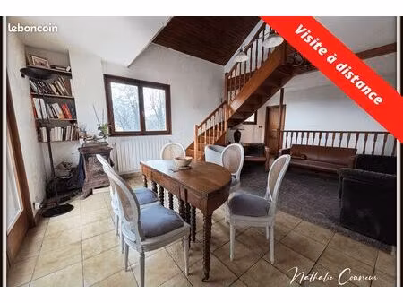 maison 7 pièces 165 m²