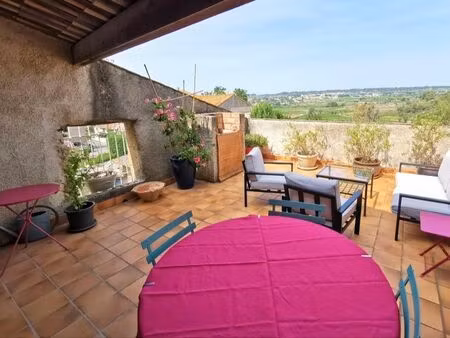 maison terrasse jardin garage