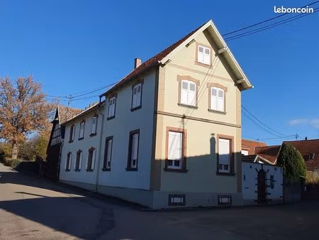 maison 11 pièces 323 m²