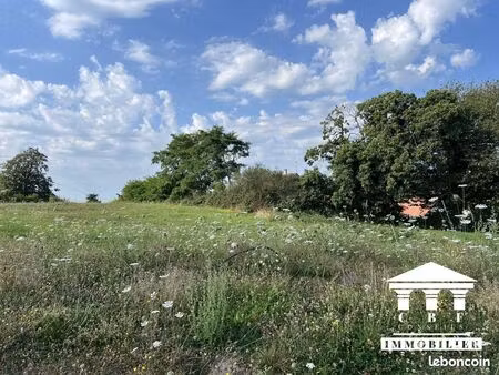 terrain 767 m² saint-sernin-du-bois