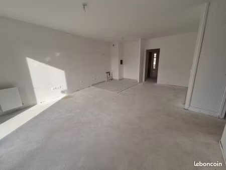 appartement 4 pièces 90 m²
