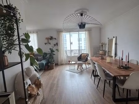 appartement 3 pièces 77m²