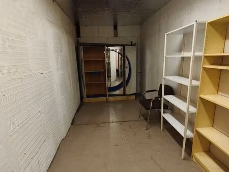 location cave 16m² au chesnay - parly 2