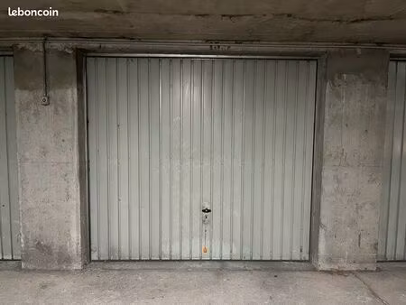 garage/box 18m2 lyon 5 point du jour