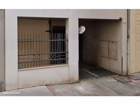 vends parking lyon 6 lyautey