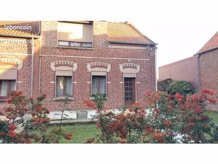 maison avesnes les aubert