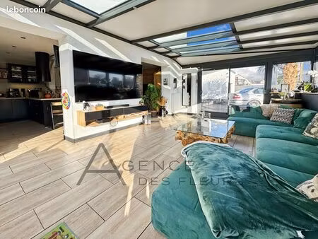 maison 5 pièces 121 m²