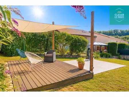 maison 9 pièces 180 m²