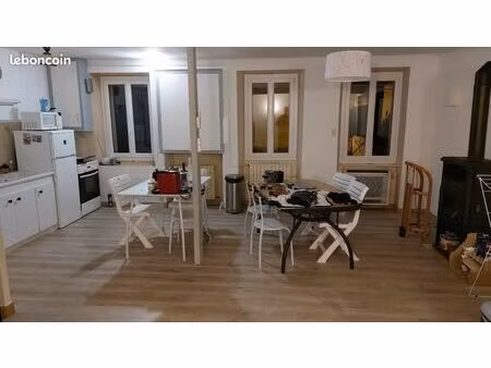 maison le grand lemps en pisé