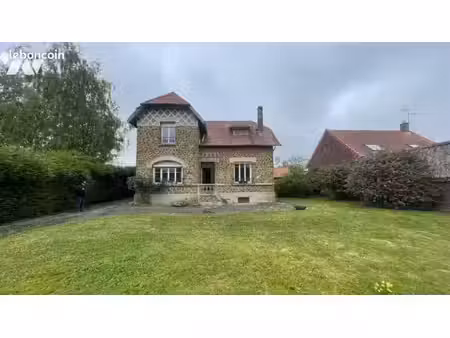 maison 5 pièces 162 m²