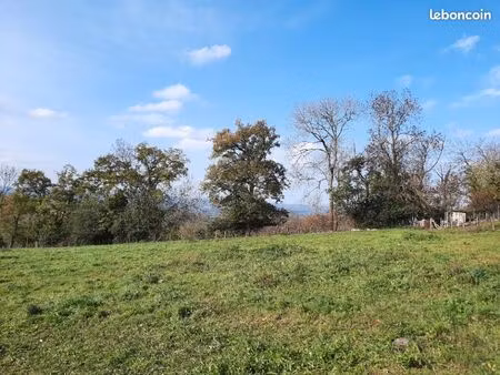 terrain 1 353 m² figeac