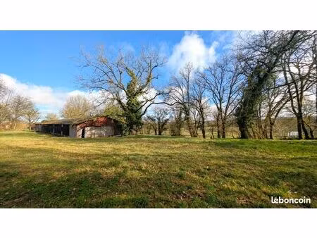 terrain 3994 m² mayrinhac-lentour