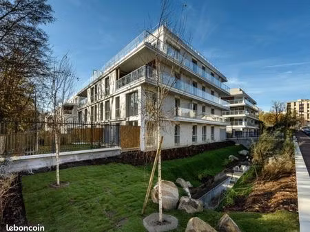 appartement 4 pièces 130 m²