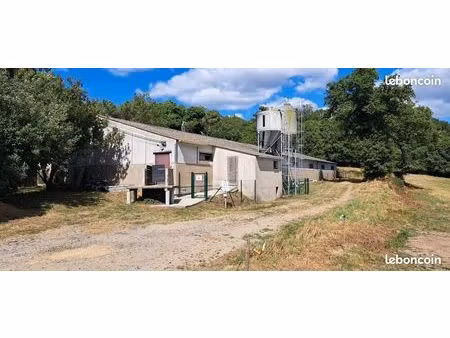 batiment de stockage