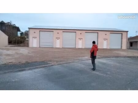 bâtiment à vendre à chaniers