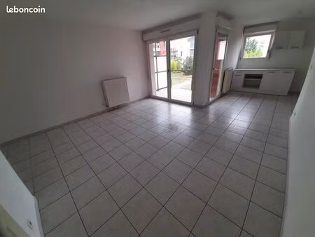 lumineux et calme appartement