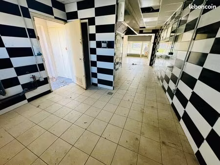 inconnu 2 pièces 50 m²