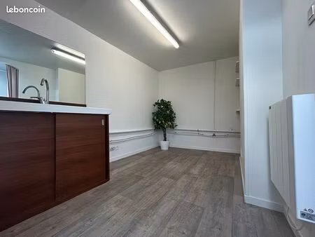 local commercial 76 m² chartres