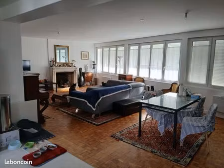 maison 275 m2 avec revenus locatifs