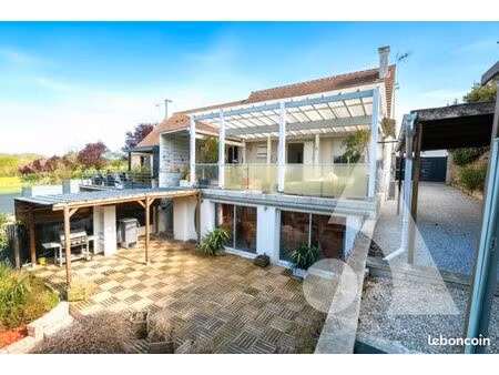 maison 5 pièces 203 m²