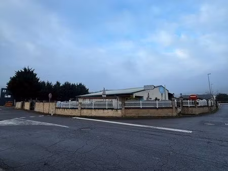 maison / dépôt - possibilité d’extension